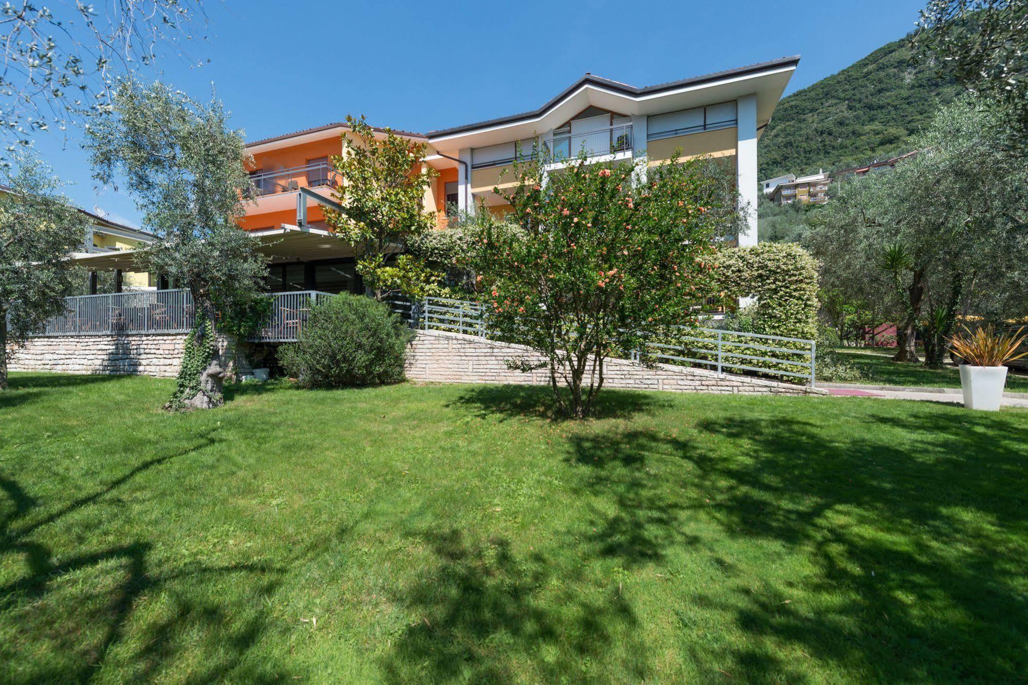 Hotel Catullo Malcesine Kültér fotó